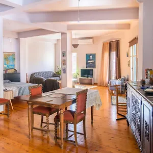  Apartment Artistic Getaway - Super Griechenland
